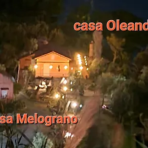 casa-melograno.hotelitalianriviera.com/