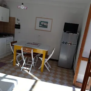 In Dimora Tipica , Montale (Liguria) Italia