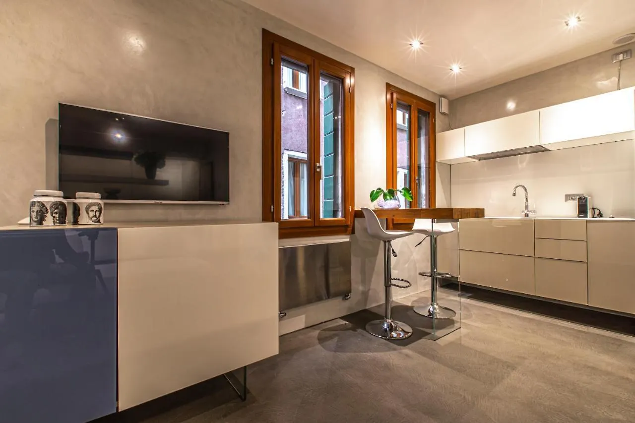 Studio San Marco R&R Apartment Venice