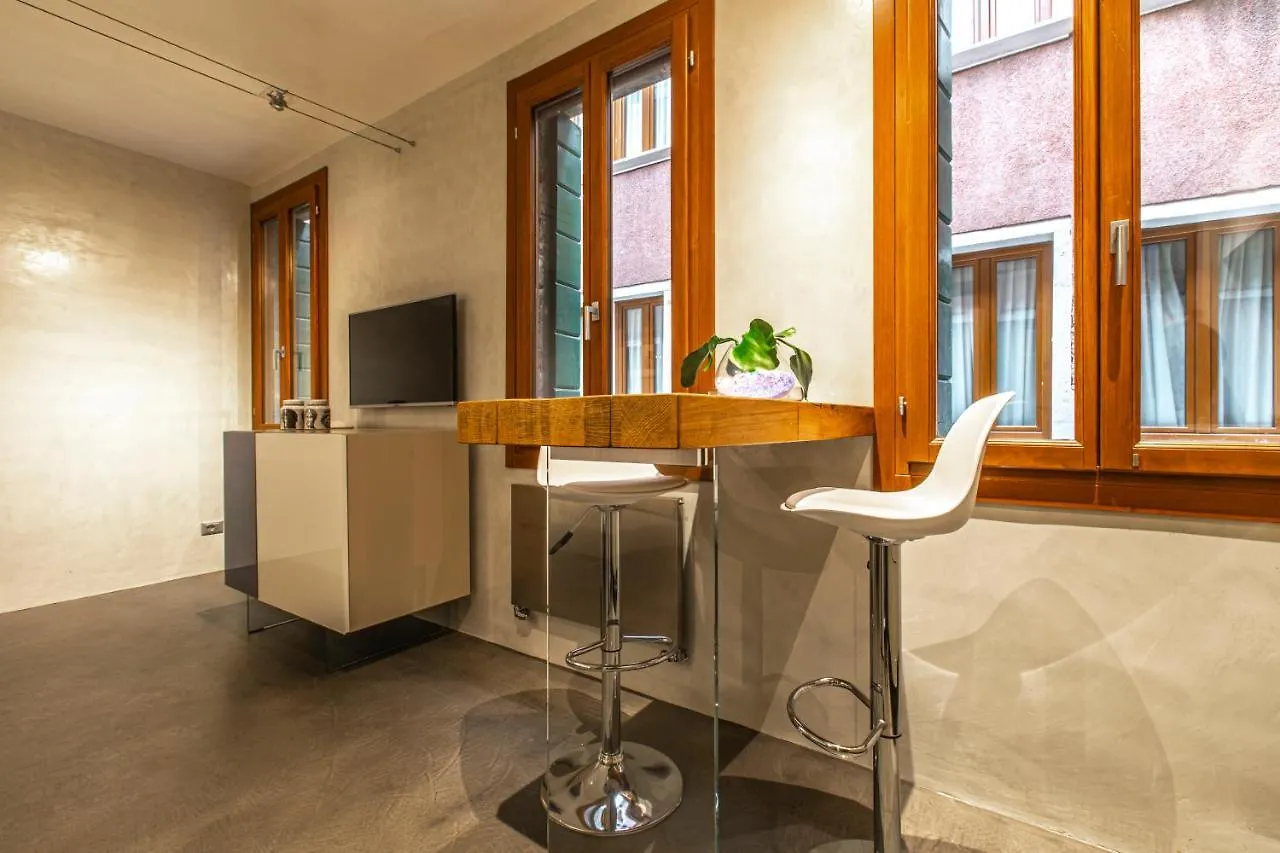 Studio San Marco R&R Apartment Venice